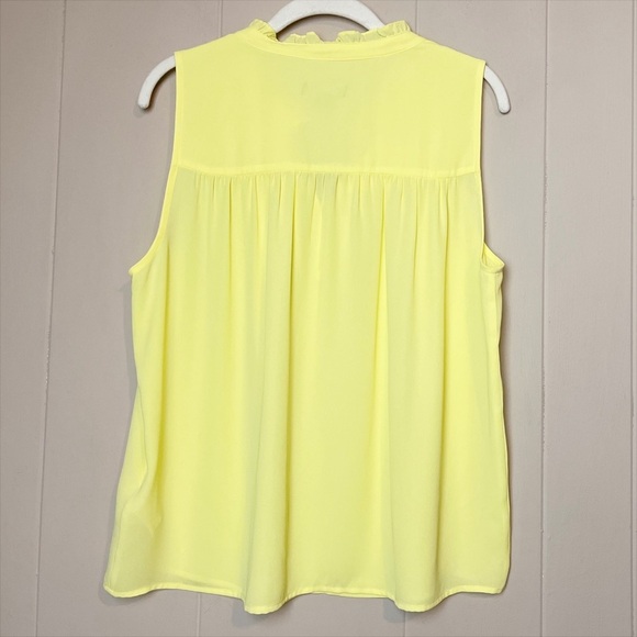 J. Crew Sleeveless Button Front Ruffle Neck Popover Top Medium neon yellow flowy - Picture 4 of 10